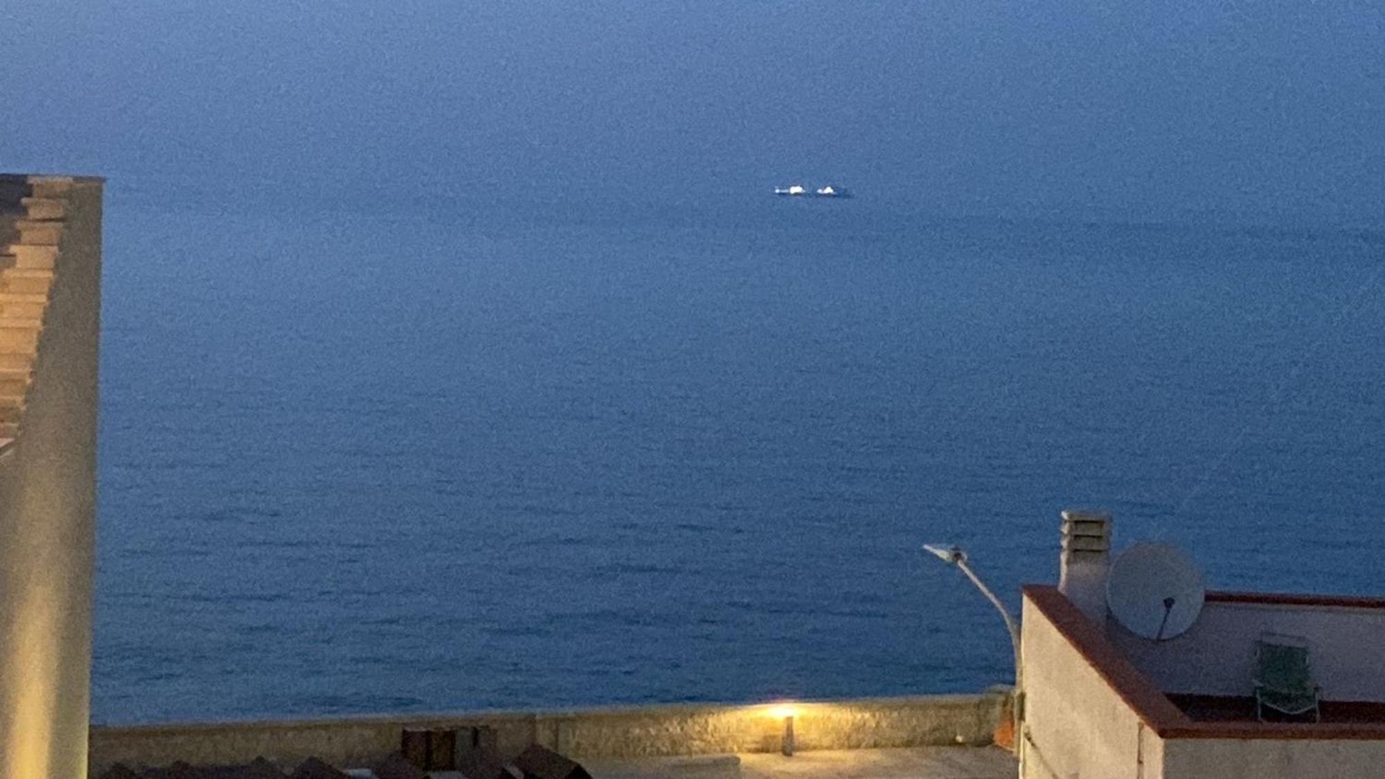 Tra Cielo E Mare Villa Polignano a Mare Bagian luar foto